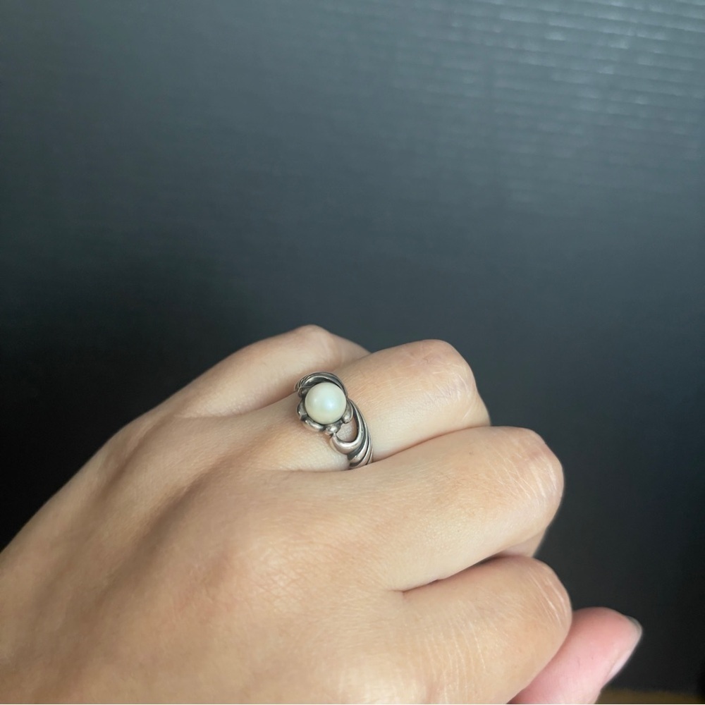 Sterling Silver Authentic Pearl Size 6 Ring Signed 925 Vintage